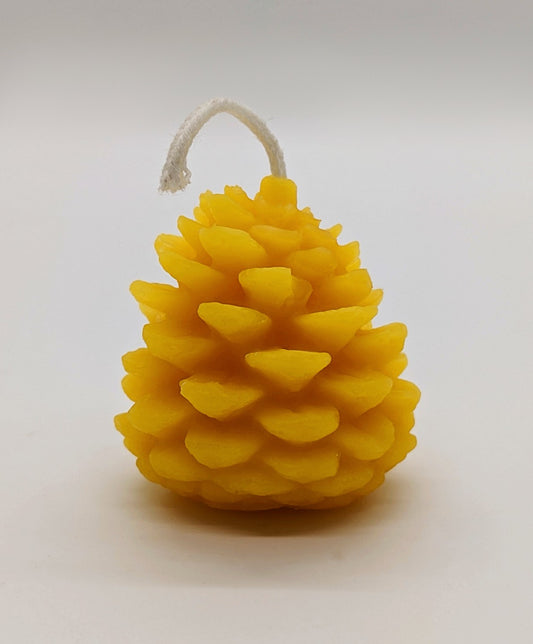 Small Pinecone Candle